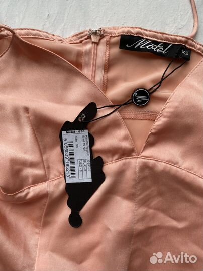 Новый комбинезон Motel размер Xs