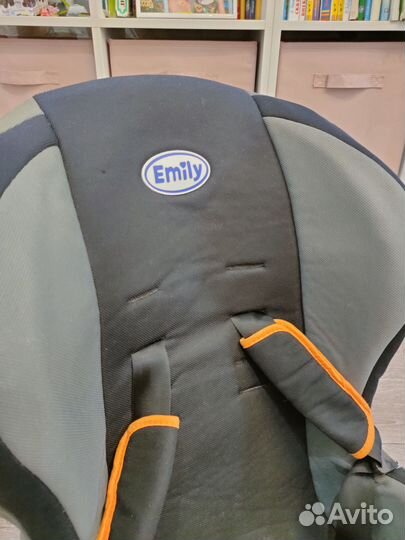 Детское удерживающее кресло бу