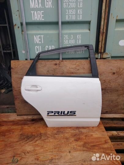 Дверь задняя правая Toyota Prius 2 NHW20