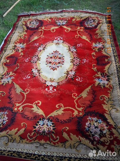 Ковер б/у 1,9 м х 2,9 м. пр-во «Романоэкспорт»