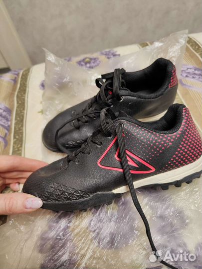 Футбольные бутсы