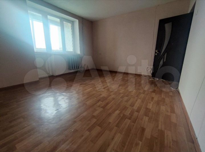 2-к. квартира, 50 м², 5/9 эт.