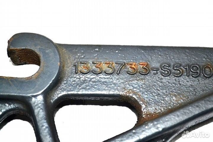 Кронштейн ящика аккумулятора scania P-series (01.0