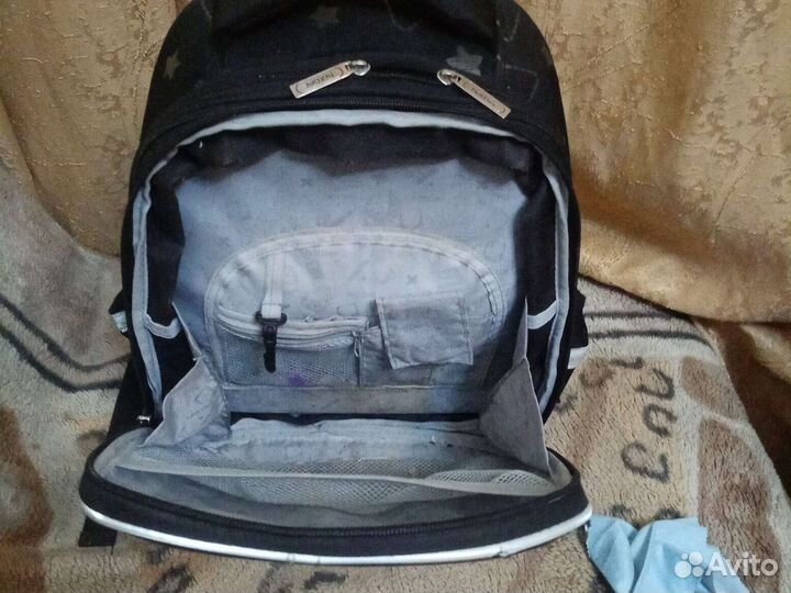 Рюкзак школьный для девочки с пайетками