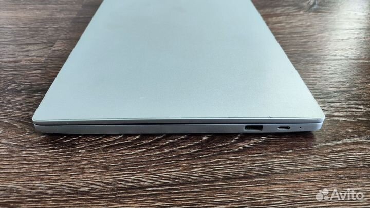 Ультрабук Xiaomi Mi Air 13