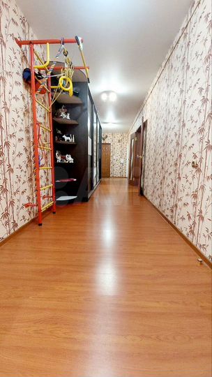 3-к. квартира, 105,1 м², 3/5 эт.