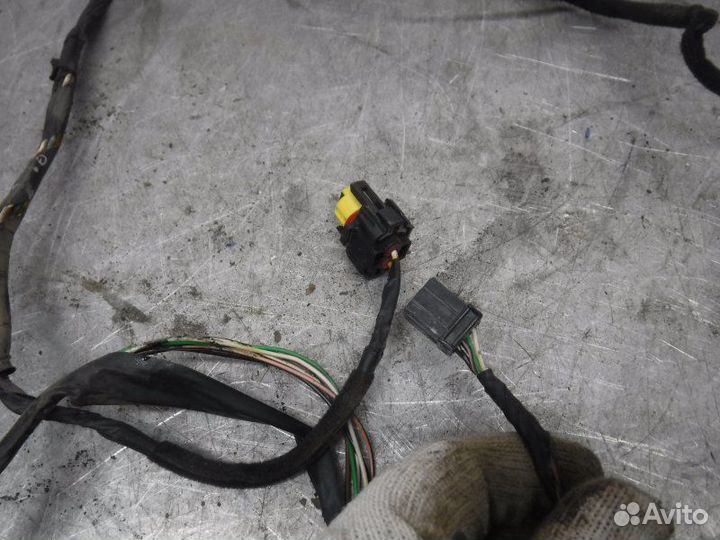 Проводка двери передняя правая Kia Rio 3 G4FC 2015