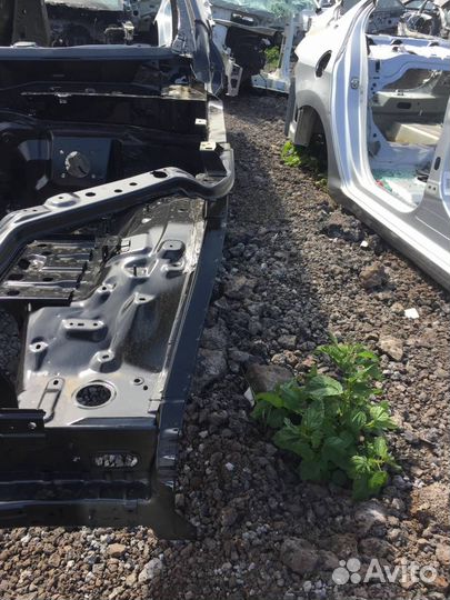 Лонжерон передний левый Mitsubishi Pajero/Montero