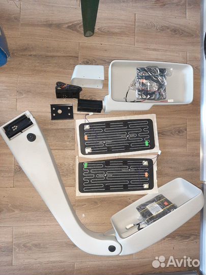 Зеркала заднего вида правое/левое паз Вектор Next