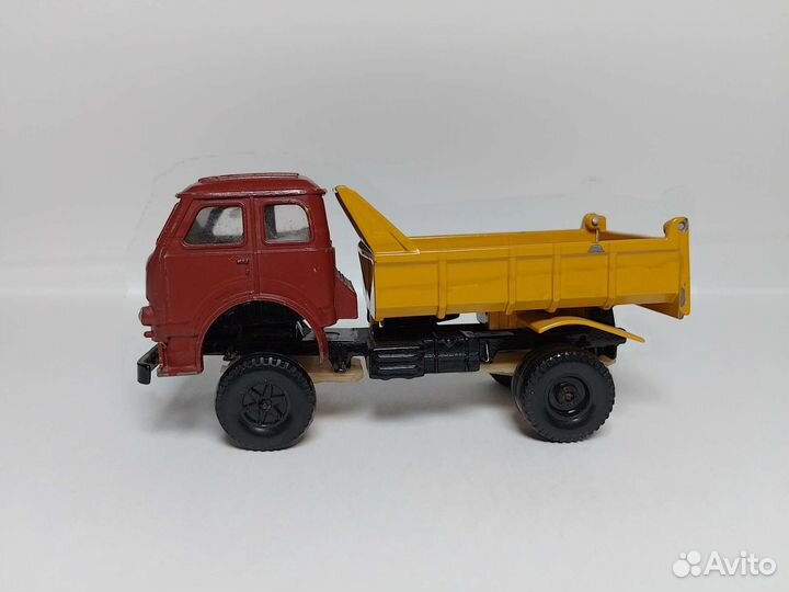 Маз самосвал СССР 1:43