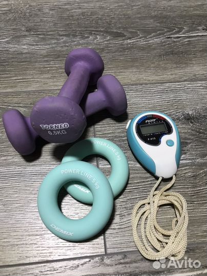 Гантели, эспандер, секундомер