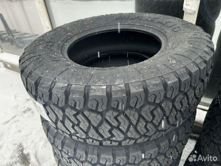 Maxxis AT-811 Razr AT 285/70 R17 117T