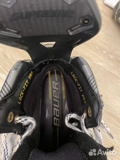 Продам коньки хоккейные Much