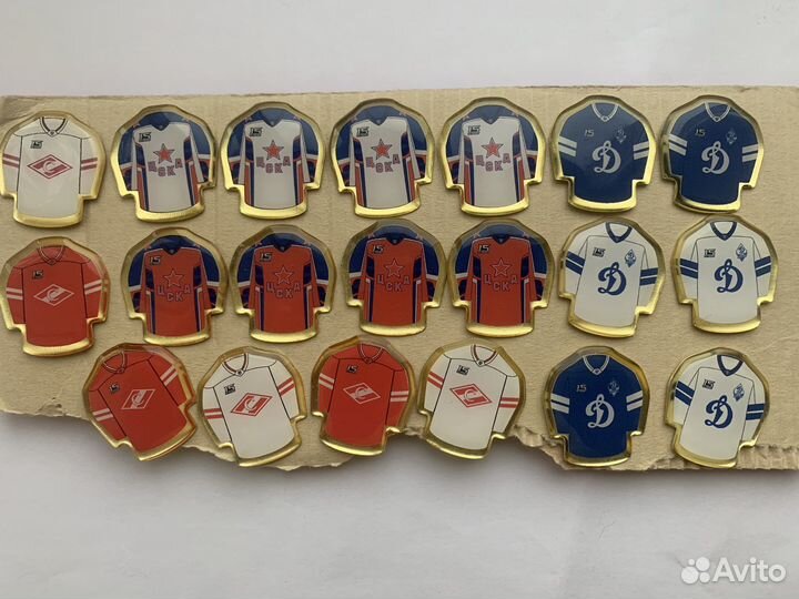 Два Значка форма Динамо цска Спартак хоккей кхл