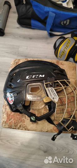 Хоккейный шлем CCM res 110 S с решеткой Bauer TV2