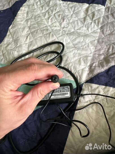 Блок питания для ноутбуков и мониторов