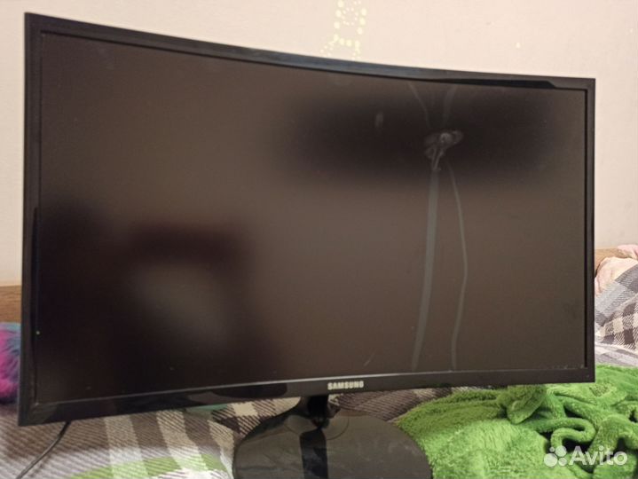 Монитор Samsung 24 изогнутый
