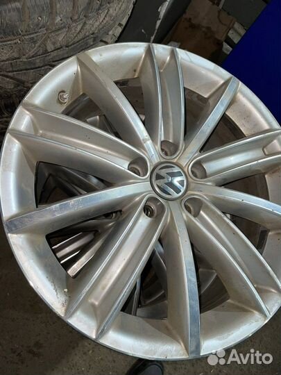 Шины диски колеса r18 на VAG 5х112