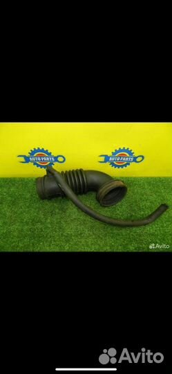 Патрубок воздушного фильтра lancer 9