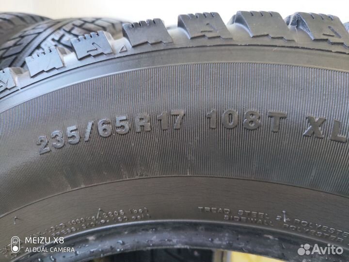 Kumho I'Zen KW22 235/65 R17 108T