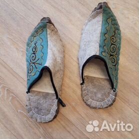 «Как называется арабская обувь с загнутыми носами и с чем ее носить?» — Яндекс Кью