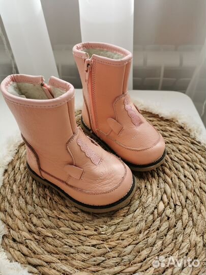 Ботинки 13.5см в идеале угги