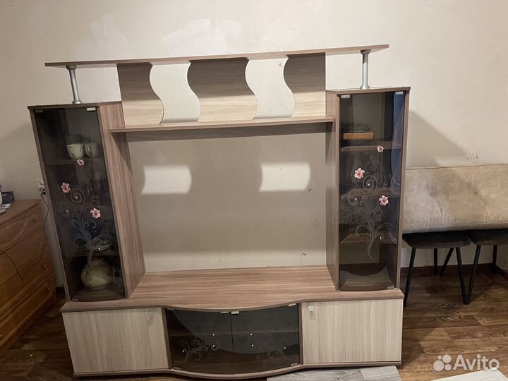 Стенка под телевизор