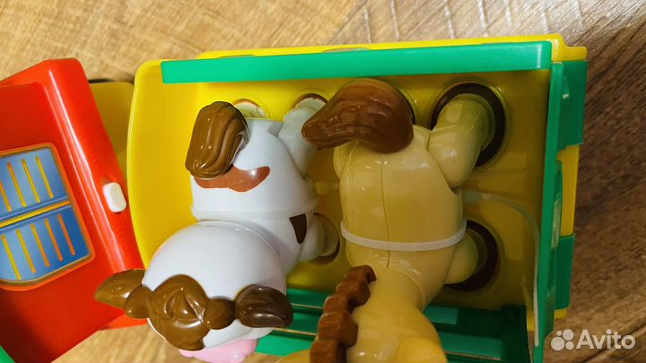 Поезд (паровоз) kiddieland c животными