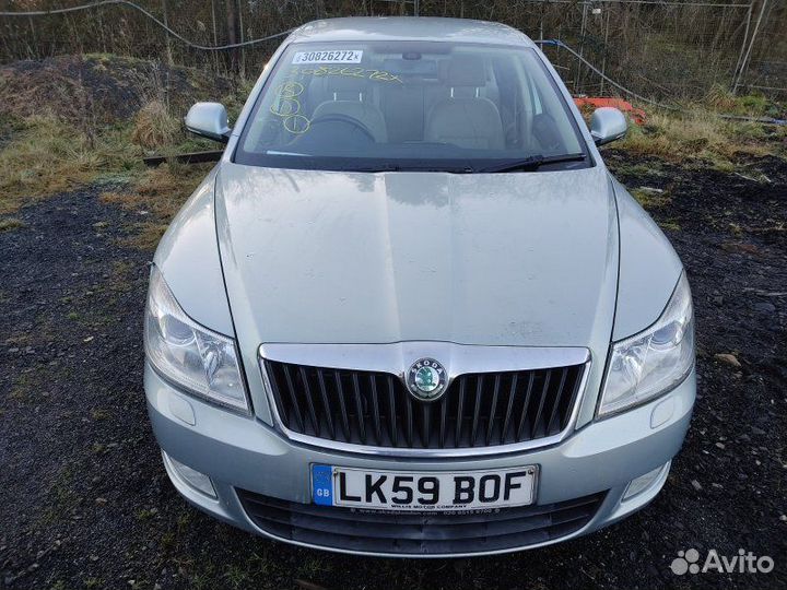 Корпус масляного фильтра Skoda Octavia A5 (1Z3)