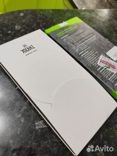 Защитные стекла на Honor 8x/9x lite