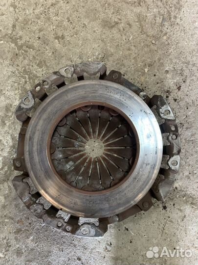 Корзина сцеаления LADA Priora