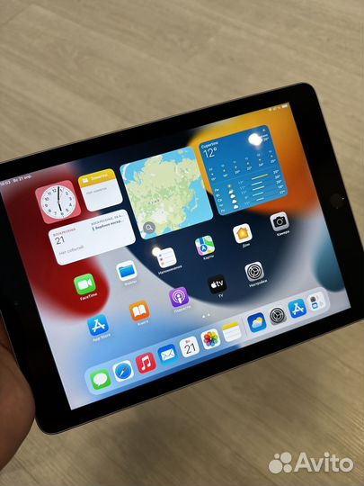 iPad 6 series 2018 128 gb