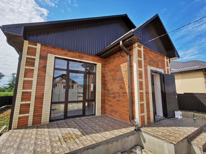 Дом 98 м² на участке 4 сот.