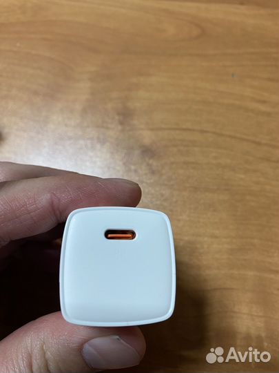 Зарядное устройство baseus type-c-iPhone 20w