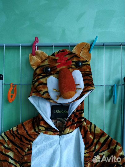 Новогодний костюм кигуруми тигра на 4-5лет 100-110