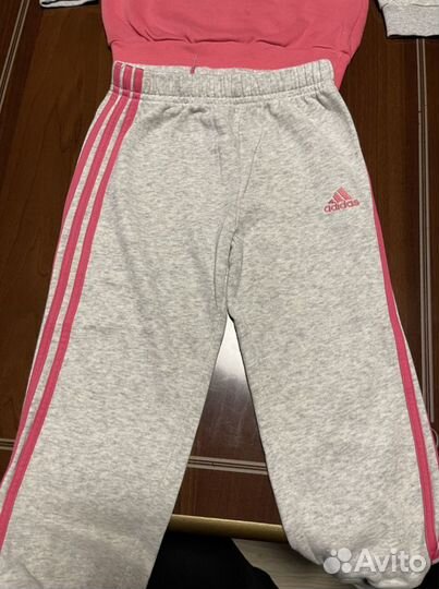 Спортивный костюм adidas для девочек
