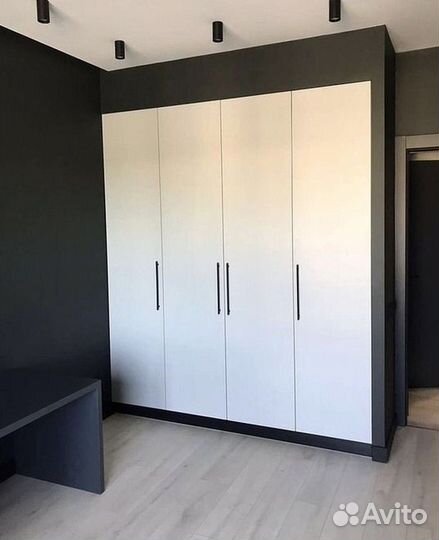 Шкаф распашной на заказ