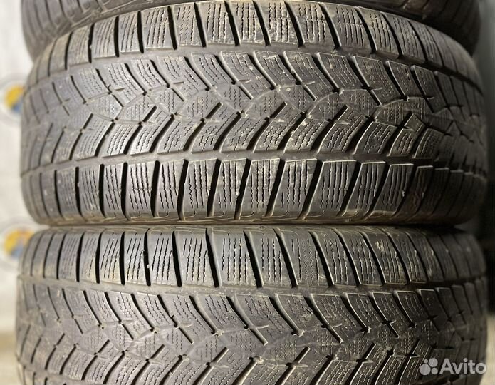 Goodyear UltraGrip Ice 235/55 R19