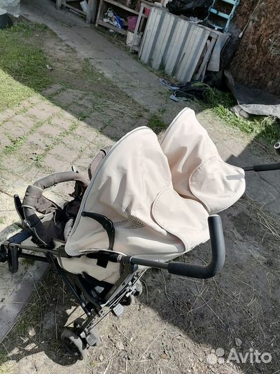 Коляска для двойни