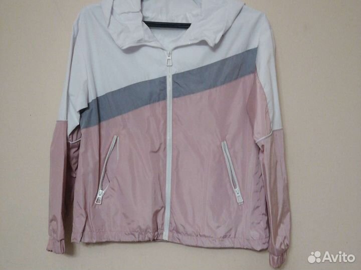 Ветровка женская 46 размер