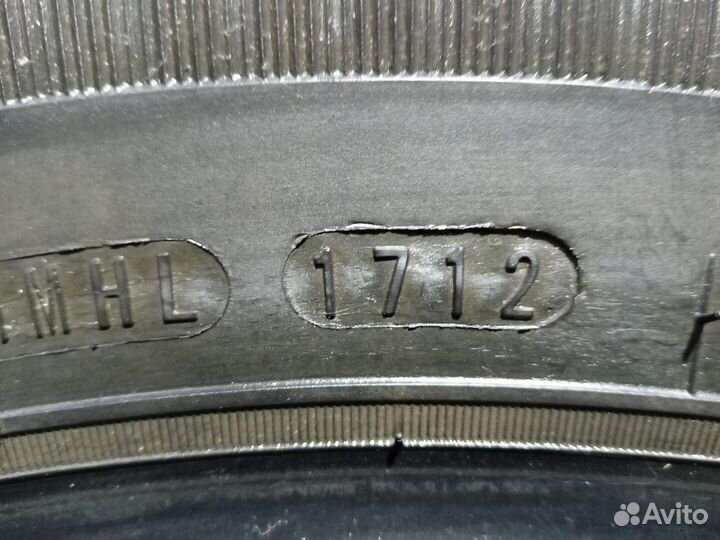 Roadstone Winguard SUV 215/65 R16