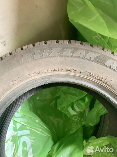 Bridgestone Blizzak Revo GZ 185/65 R15 88S