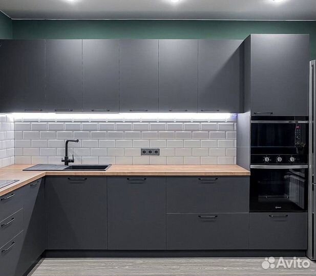 Кухня в современном стиле