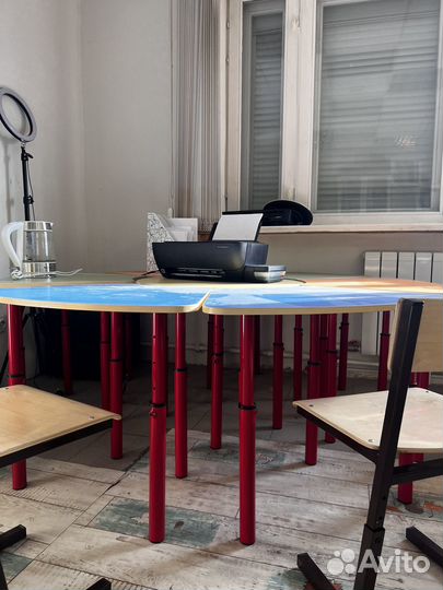 Стол ромашка