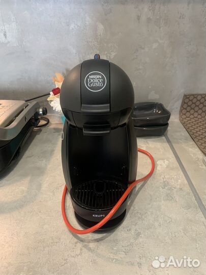 Кофеварка капсульная dolce gusto