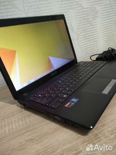Ноутбук asus