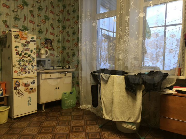 Комната 14,8 м² в > 9-к., 3/3 эт.