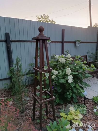 Опора для растений, обелиск для клематисов