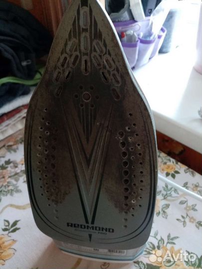 Утюг редмонд