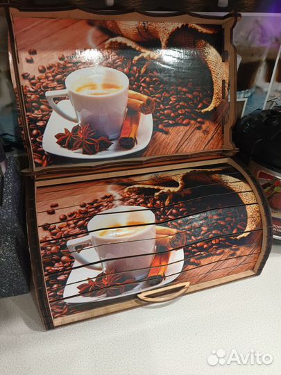 Хлебница деревянная